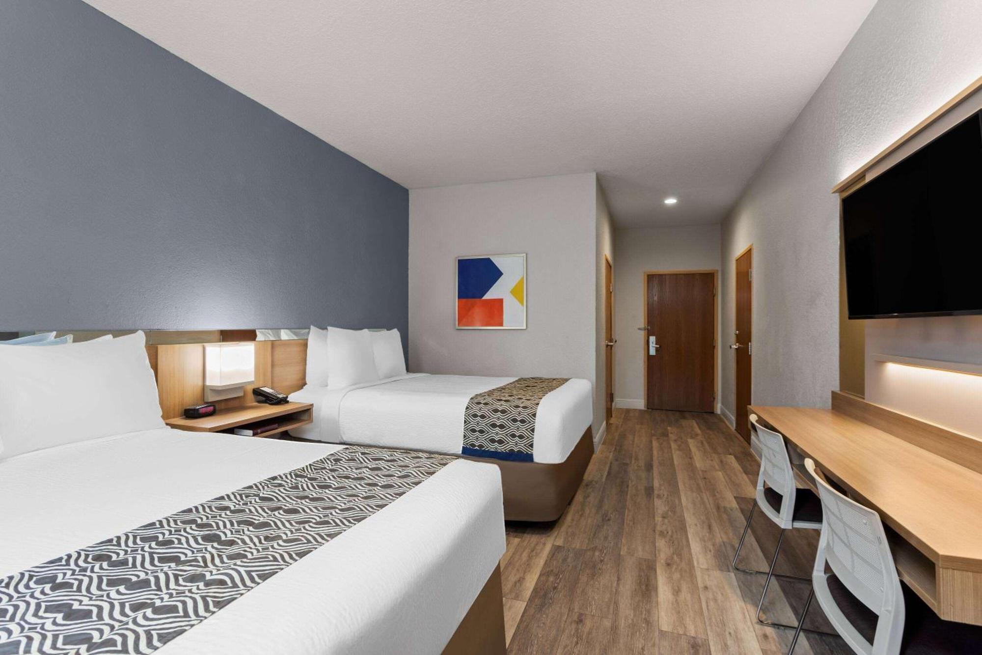 Microtel Inn And Suites - Zephyrhills Esterno foto