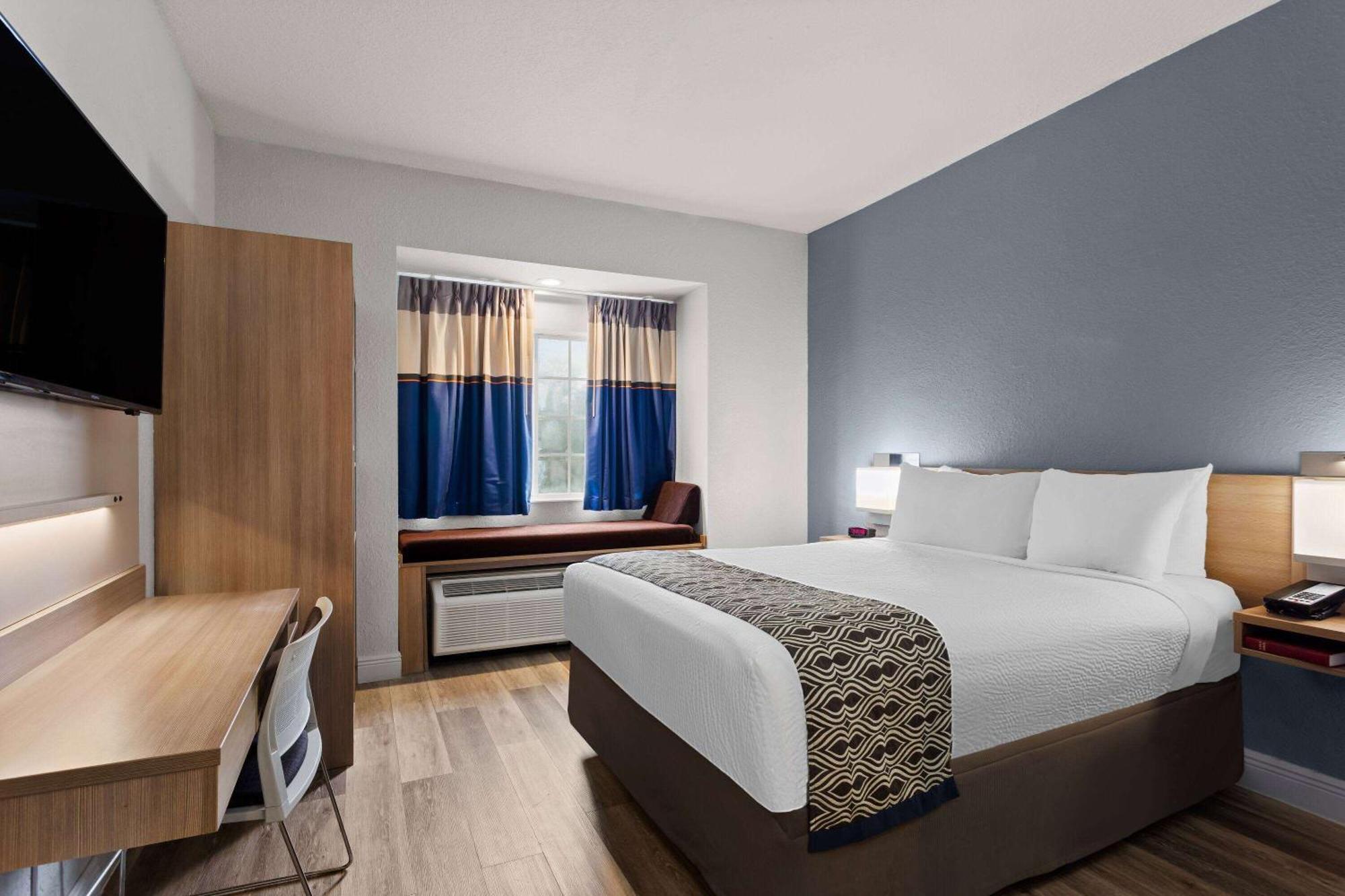 Microtel Inn And Suites - Zephyrhills Esterno foto